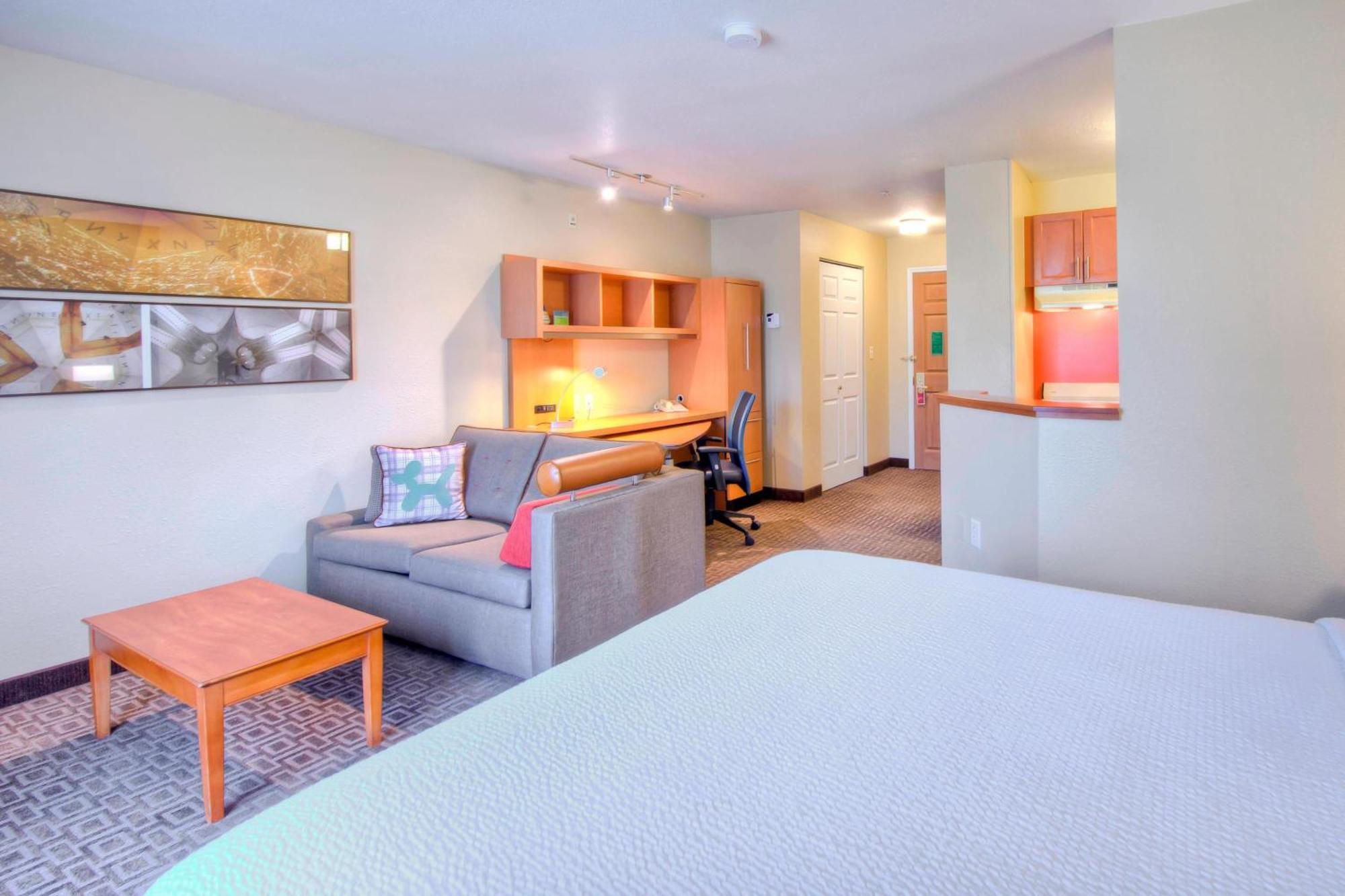 Towneplace Suites Raleigh Cary/Weston Parkway Екстер'єр фото